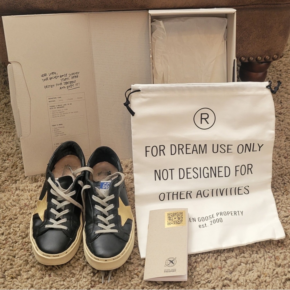Golden Goose Hi-Star Sneakers - Black with gold star - size 37